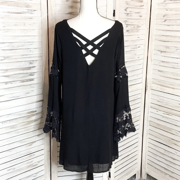 KORI | Boho Crochet Lace Bell Sleeve Shift - Picture 6 of 10